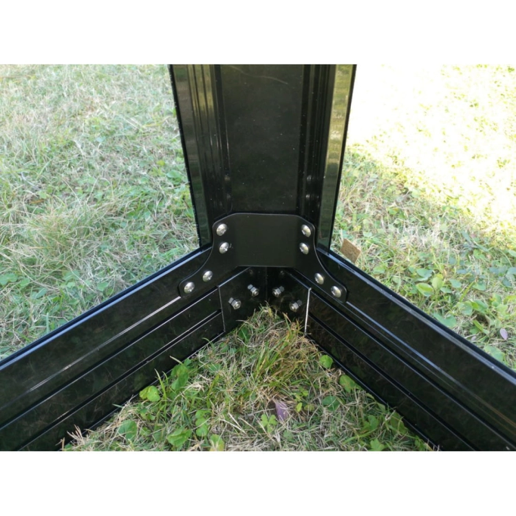 broadway-436x295-ogrod-zimowy-solid-pc-glass-black.jpg